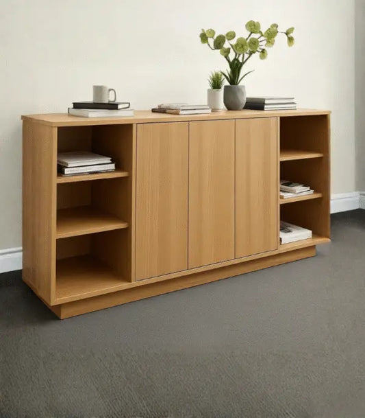 Buffet en bois clair – Design minimaliste et rangement structuré