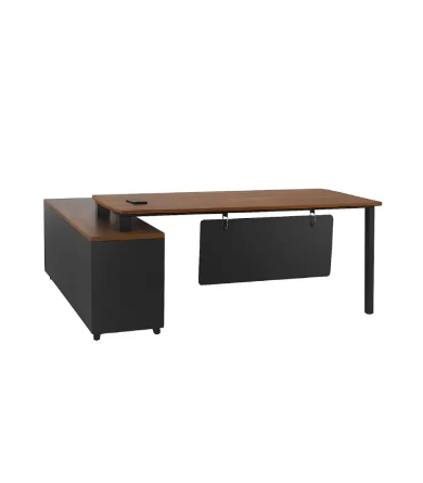 Bureau d’angle avec panneau de discrétion – design structuré et espace optimisé