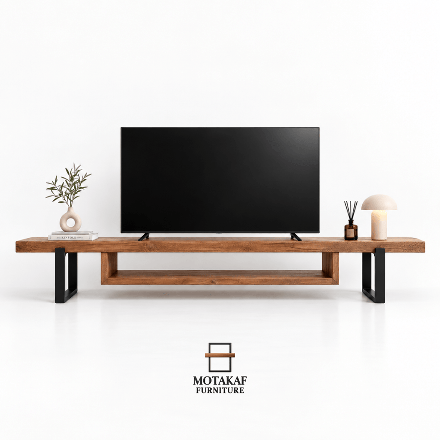 Meuble TV HORIZON en chêne massif avec piètements rectangulaires en fer noir mat et rangement ouvert – MOTAKAF